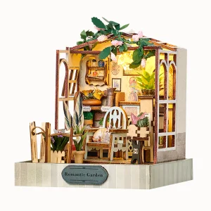 Mini DIY Toy Doll House