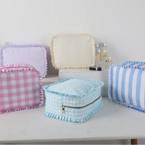Wholesale Customized Soft Makeup Toiletry Bag Large Size Nylon Gingham Ruffle Pillow Cosmetic Bag