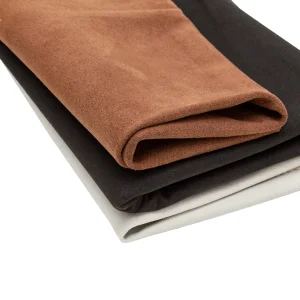 Cuero sintético de microfibra no tejido PU/PVC resistente al desgaste para interiores automotrices, techo, volante, panel de puerta, zapatos, bolsas y embalaje