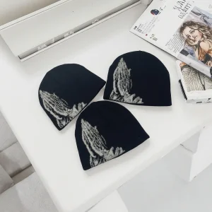 Y2K Skully Beanie