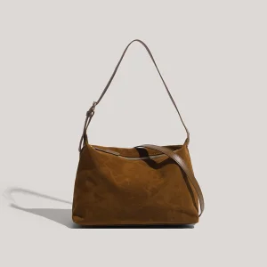 Bolsa de aceite y bolsa de cita médica