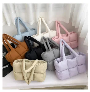 2025 Women's Quilted Pleated Satchel Bag Large Capacity Fashion Cloud Tote Open Closure Chain Decoration Shopper Bag for Ladies