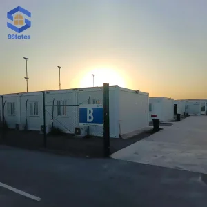 Casa diminuta prefabricada modular estable, resistente a terremotos, a prueba de viento, desmontable, anti-corrosión y resistente a UV para cabañas turísticas