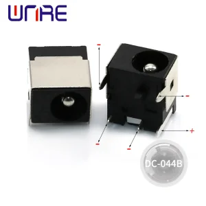 DC044B Vertical Connector