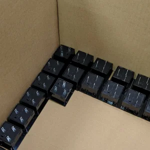 16A 300V Power Distribution Unit with Smart Energy Monitoring