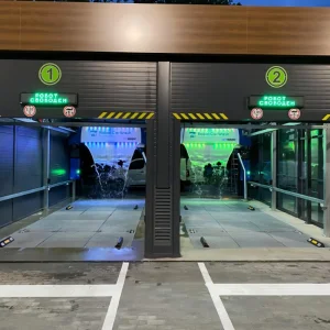 Automatic Touchless Car Wash Machine with Anti - Fog Windshield Treatment - Ideal for Cold - Climate Areas Car Washing Machine