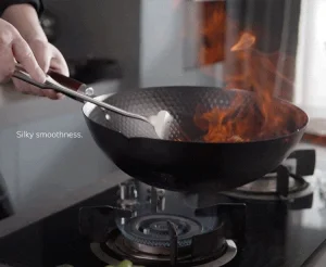 Uncoated Fine Iron Non-Stick Wok for Home Use Induction Cooker &amp; Gas Stove Compatible for Special Stir-Frying