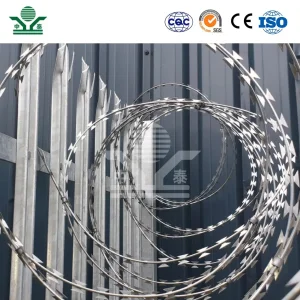 Zhongtai Sharp Blades Concertina Razor Barbed Wire China Manufacturing 50 Inch Coil Diameter Electro Galvanized Barbed Wire Used for 8 Gauge Wire Prison Fence