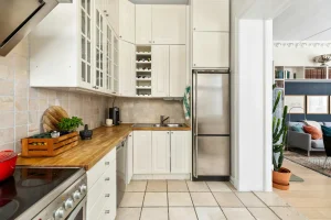 Elegant New Material White Shaker Door Kitchen Storage Solution