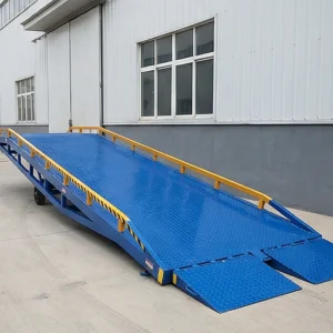 Warehouse Loading Bay Ramp Dock Leveler Is a Stable and Fixed Dock Leveler Used for Warehouse Loading Operations
