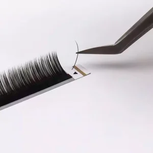 تمديدات الرموش الفردية المهنية بأسلوب طبيعي