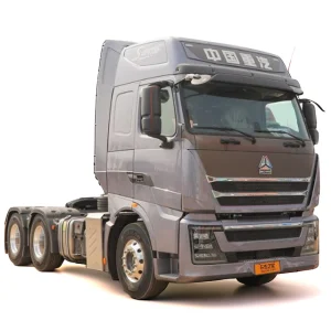 Sinotruk New HOWO Nx Hohan 4X2 6X4 10 Wheels Transport Semi Trailer Head Heavy Duty Cargo Fuel Diesel Flatbed Prime Mover Towing Tractor Truck