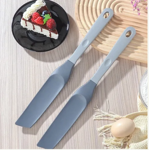 Fergus Kitchen professional customer service team providing comprehensive support to global buyers