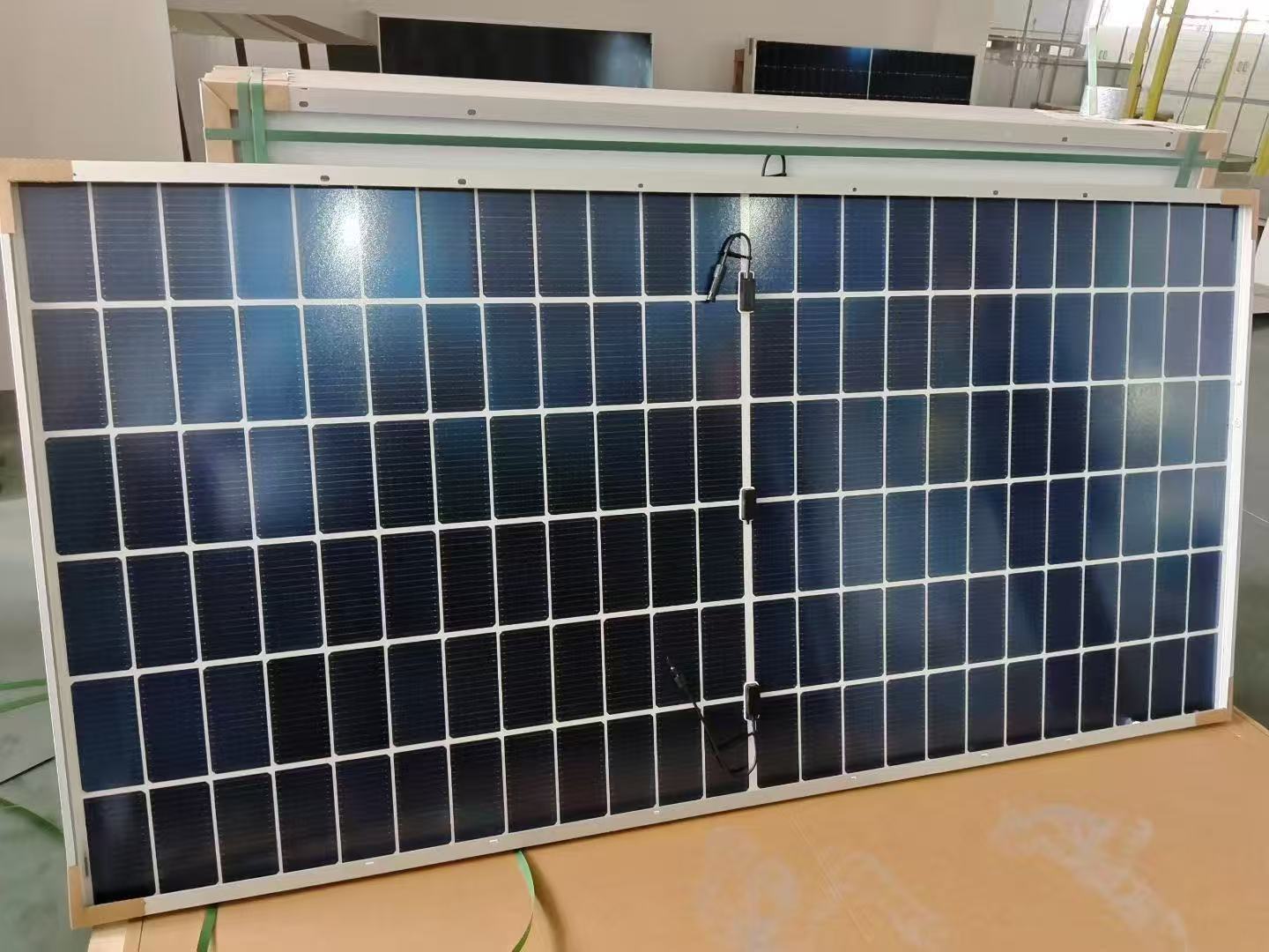 610~630W Commercial Solar Utility-Scale PV Industrial Solar System Solar Board Tier 1 Quality Cost-effective for Technology