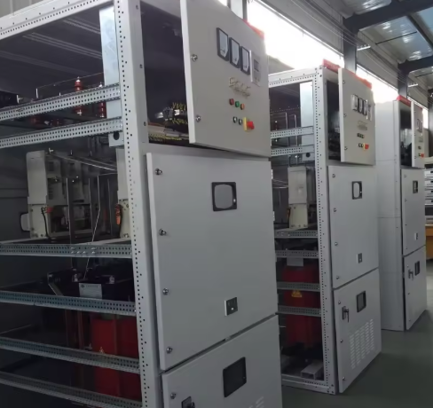 Solar Farm Power Distribution Kit Low Voltage Switchgear for Efficient Electrical Connection and Grid Synchronization