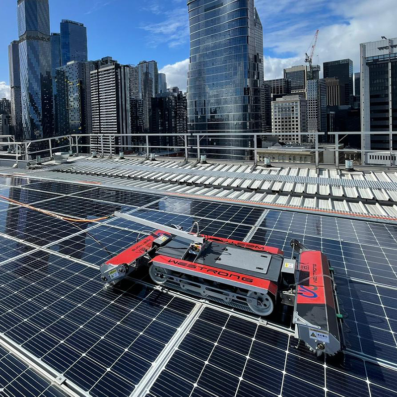 Good Quality Solar Panel Cleaning Machine Robot Cleaner Dry Cleaned Washed Solar Panel Cleaning Machine