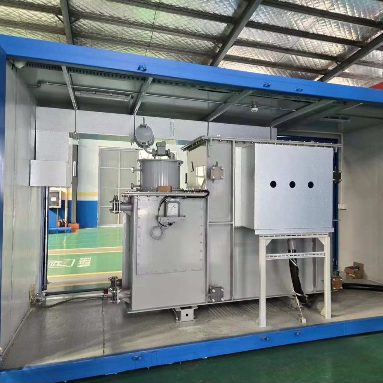 High Efficiency Eco-Friendly Prefabricated Photovoltaic Substation Rapid Deployment Three-Phase 400V Output 35KV 110KV 115KV