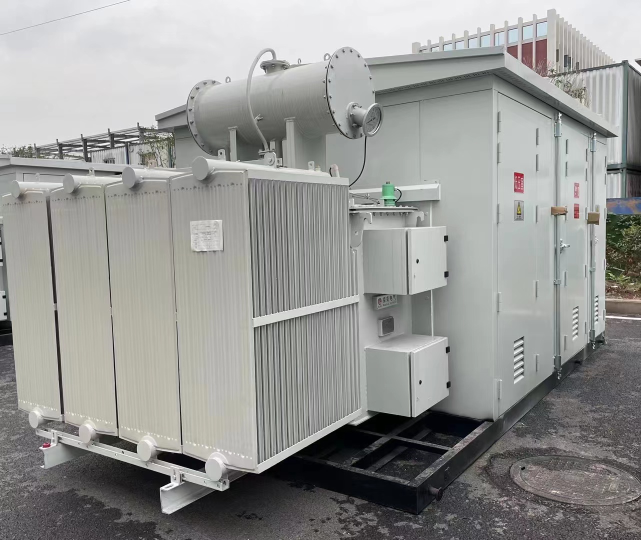 Station New Energy Output Distribution European Photovoltaic Booster Photovoltaic Box-type Substation 250KVA~7000KVA