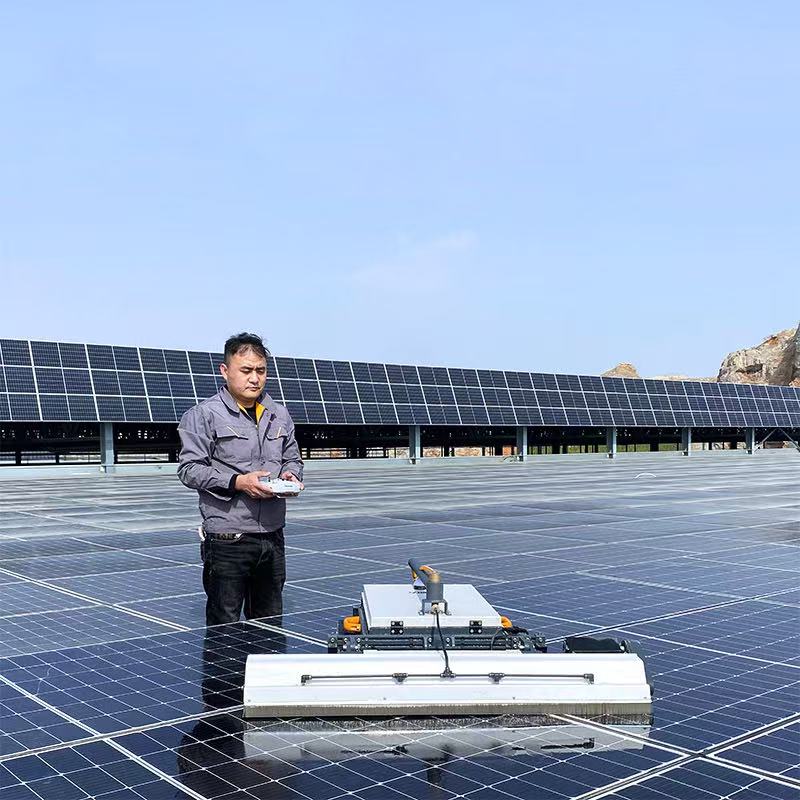 Renewable Energy Fittings Large-Capacity Photovoltaic Cleaning Robot Power Station 1.7m Cleaning Width Lithium Battery (26AH)