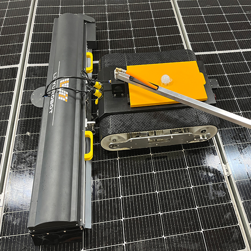 Intelligent Remote-controlled Photovoltaic Panel Cleaning Robot, Suitable for Both Dry and Wet Cleaning, Saves Labor