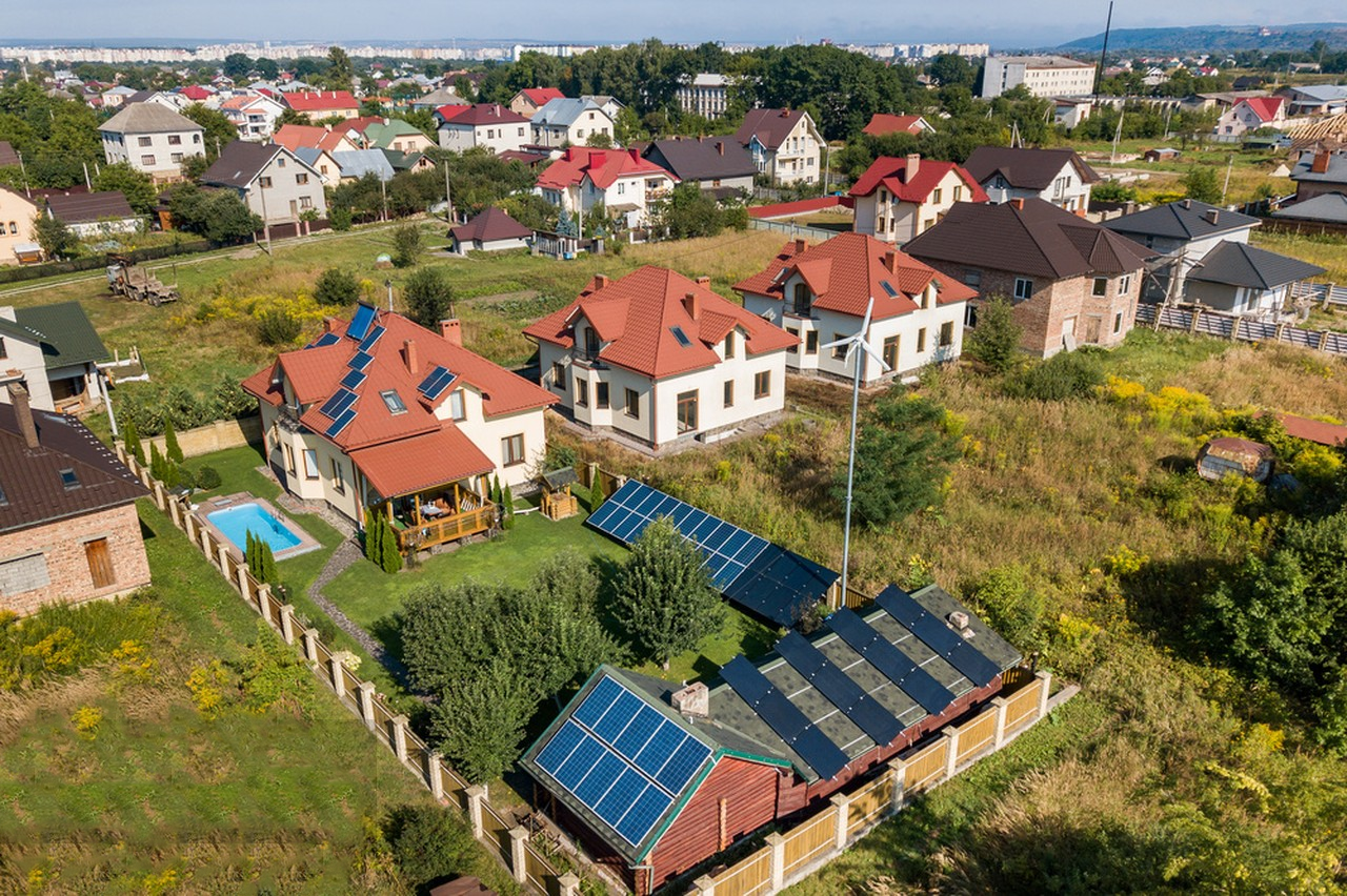 JINSUN Household Grid-Connected Monocrystalline Silicon Photovoltaic Energy System Lithium Ion Lead Acid MPPT Controller Roof