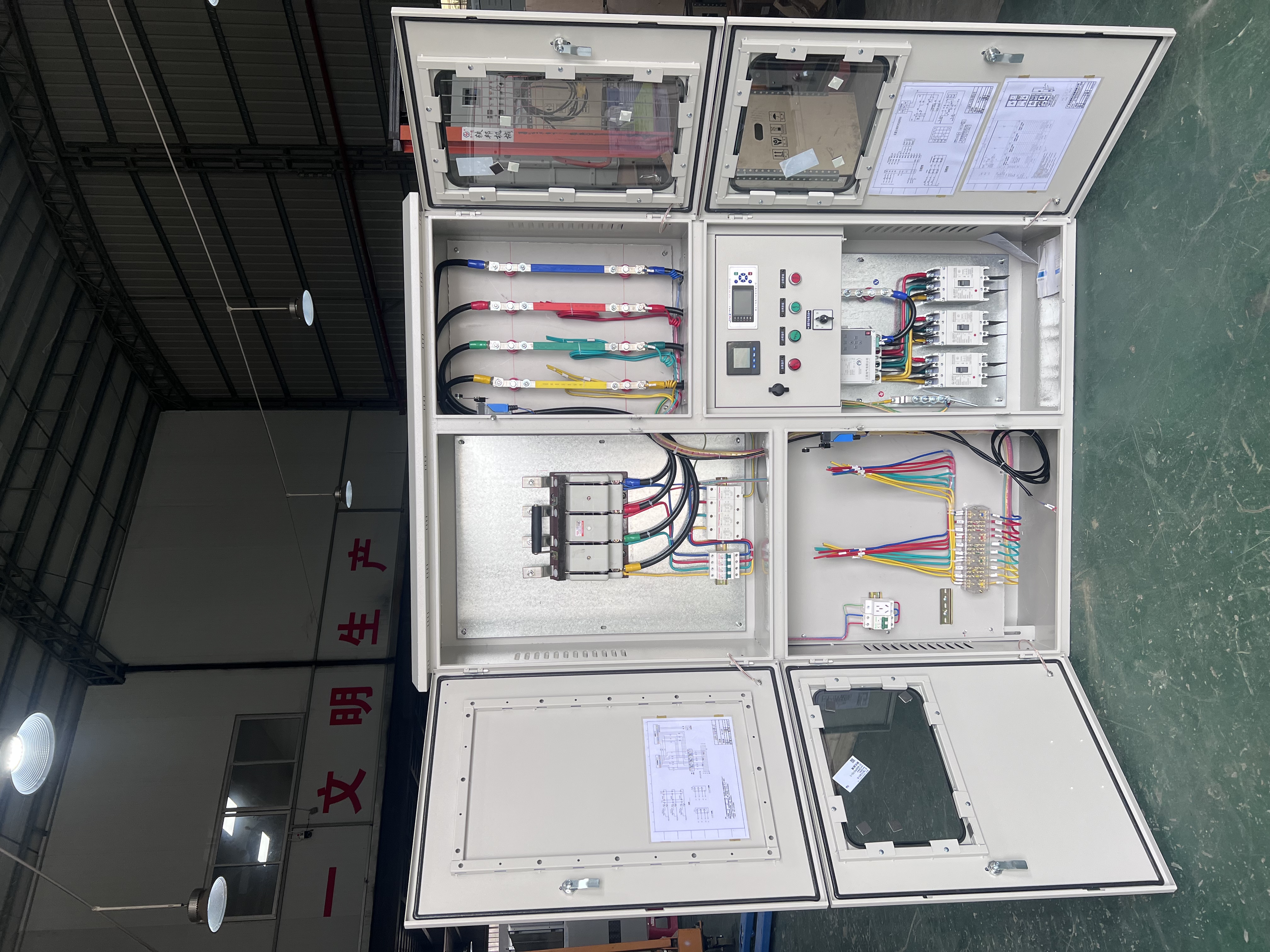 Solar PV Combiner Box DC Distribution Junction Box for Photovoltaic System