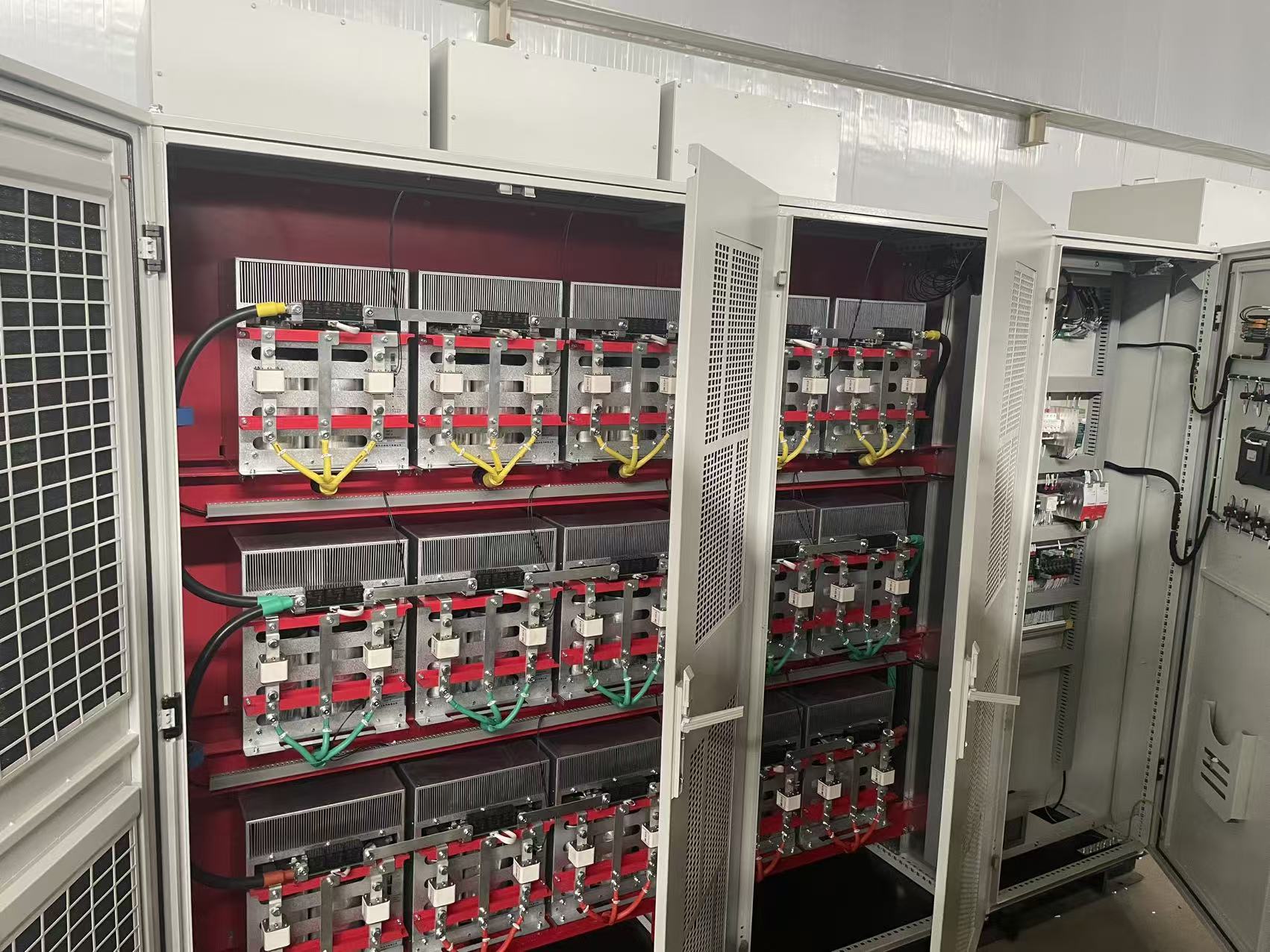 High Voltage AC Drive VFD For Industrial Motor Pump Applications 10kV/6000V 315kW-3150kW Vector Remote Monitoring Energy Saving
