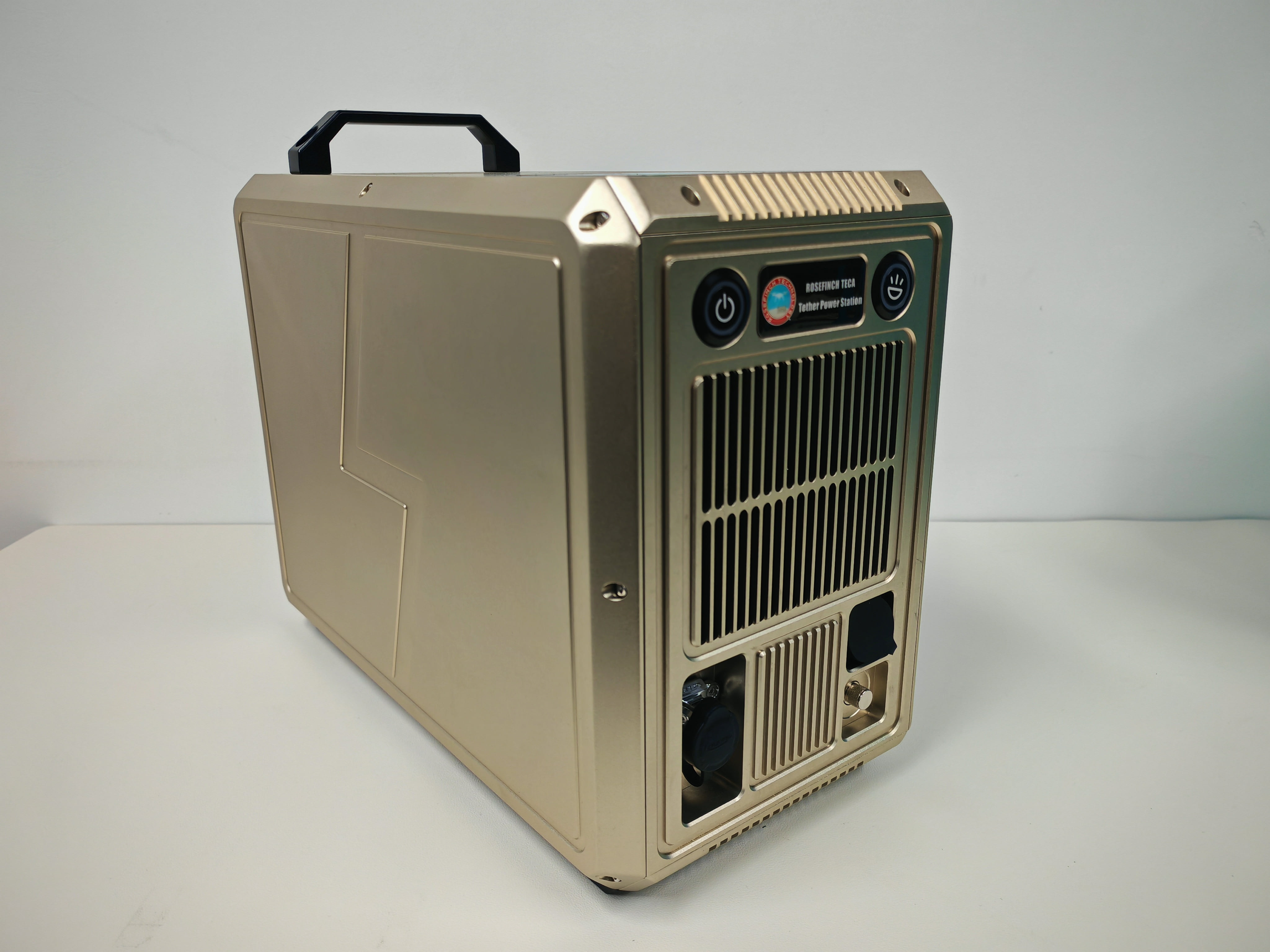 Maximize High-Rise Building Cleaning Productivity 3KW Tethered Power System WithSuperior Energy Excellence and Reliability