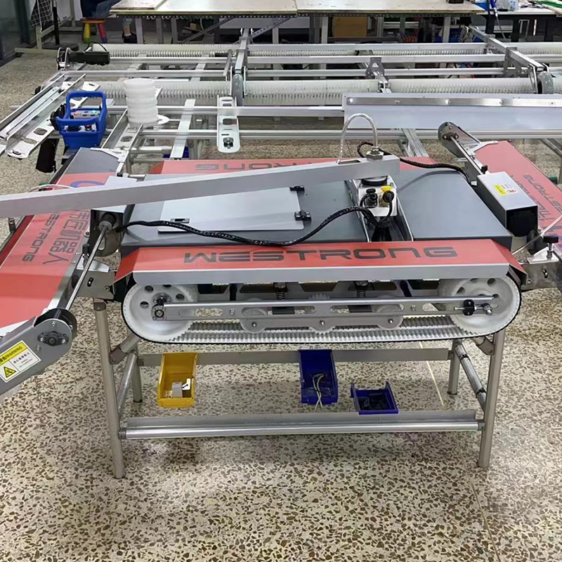 Good Quality Solar Panel Cleaning Machine Robot Cleaner Dry Cleaned Washed Solar Panel Cleaning Machine