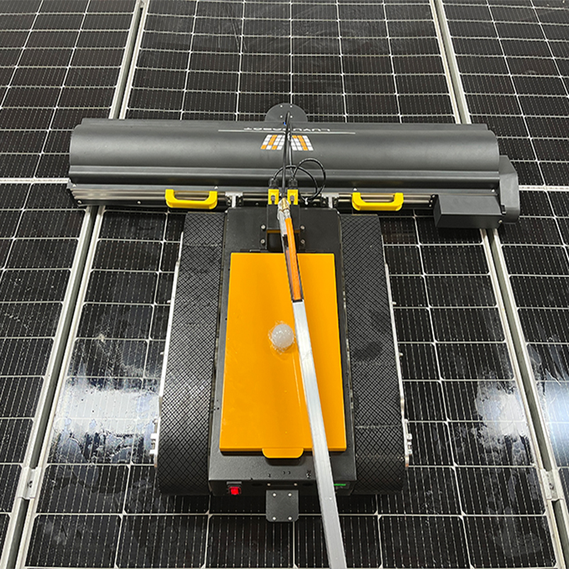 Intelligent Remote-controlled Photovoltaic Panel Cleaning Robot, Suitable for Both Dry and Wet Cleaning, Saves Labor