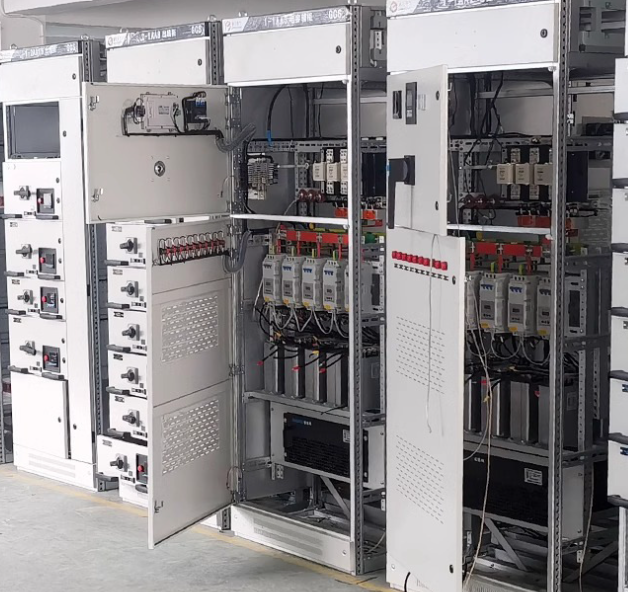 Solar Farm Power Distribution Kit Low Voltage Switchgear for Efficient Electrical Connection and Grid Synchronization