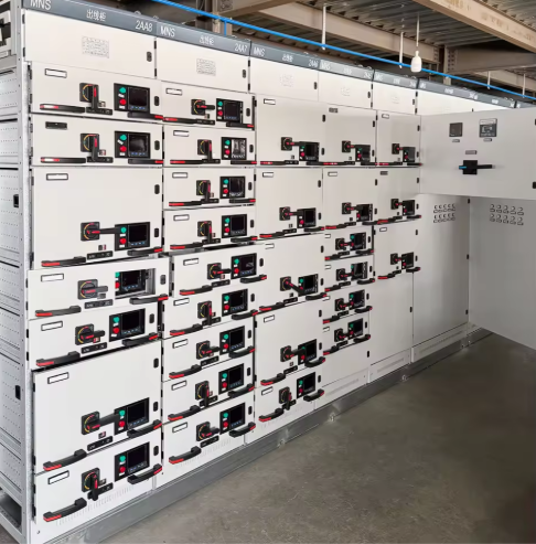 Solar Farm Power Distribution Kit Low Voltage Switchgear for Efficient Electrical Connection and Grid Synchronization