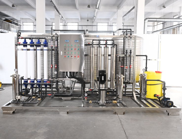 Compact 10 M3/Day Desalination System for Remote Locations