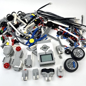 EV3 Compatible Plastic Robot Model DIY Electronic Toys Children's Cutting-Edge Science Education Building Block Sets 45544+45560