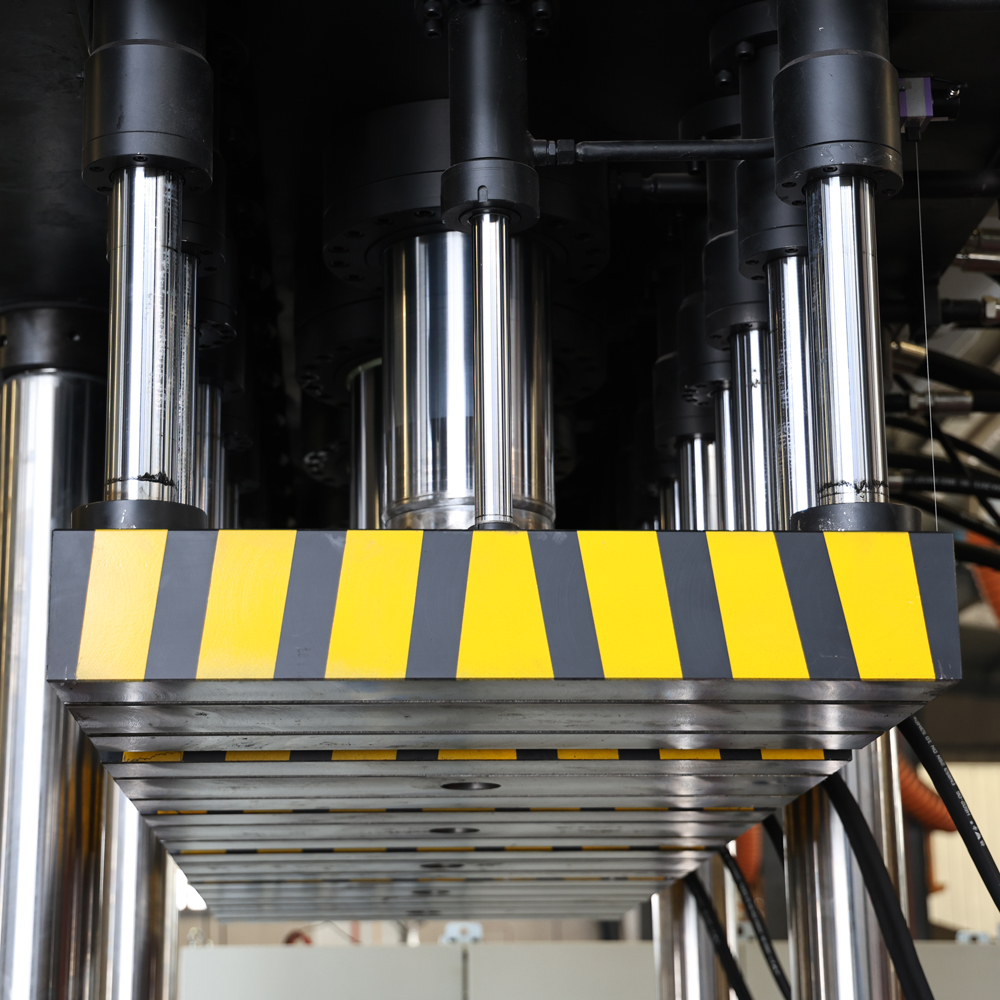 Hydraulic Press 4