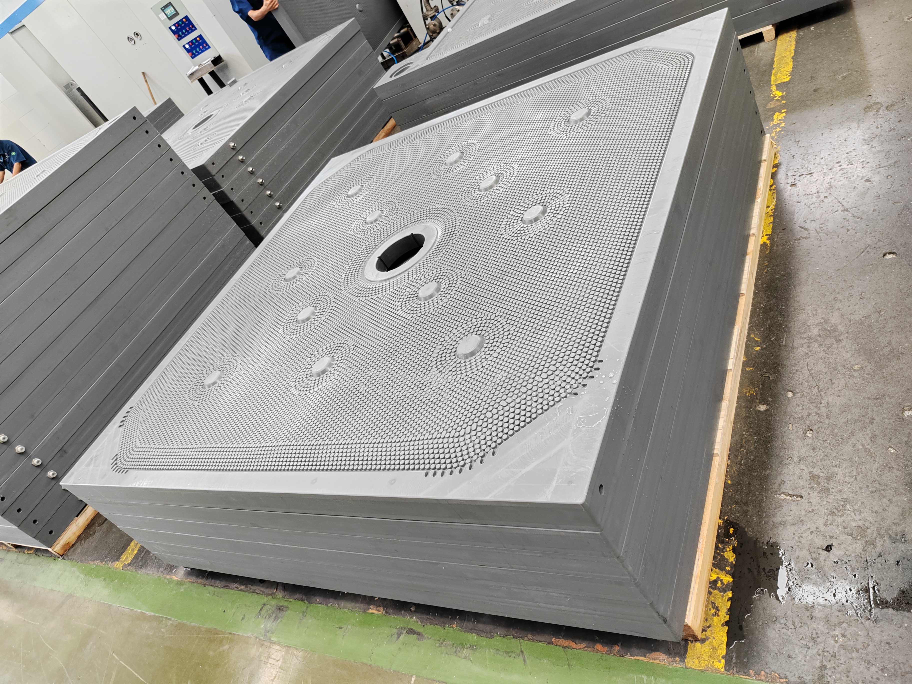 New BOYAN Filter Press Plate HIGH PERFORMANCE MEMBRANE CHAMBER PLATE For SQUEEZING PRESSURE 6,0 MPa FILTERPRESSES 1 Year
