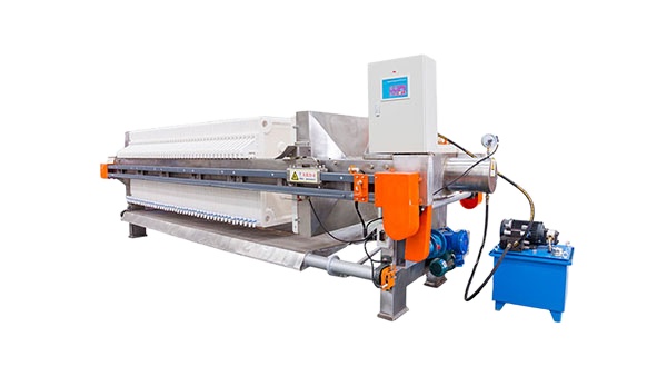 Recessed Chamber Filter Press, PP Plate, Stainless Steel Clad Frame and Hydraulic Tipping Plate for Sludge Dewatering