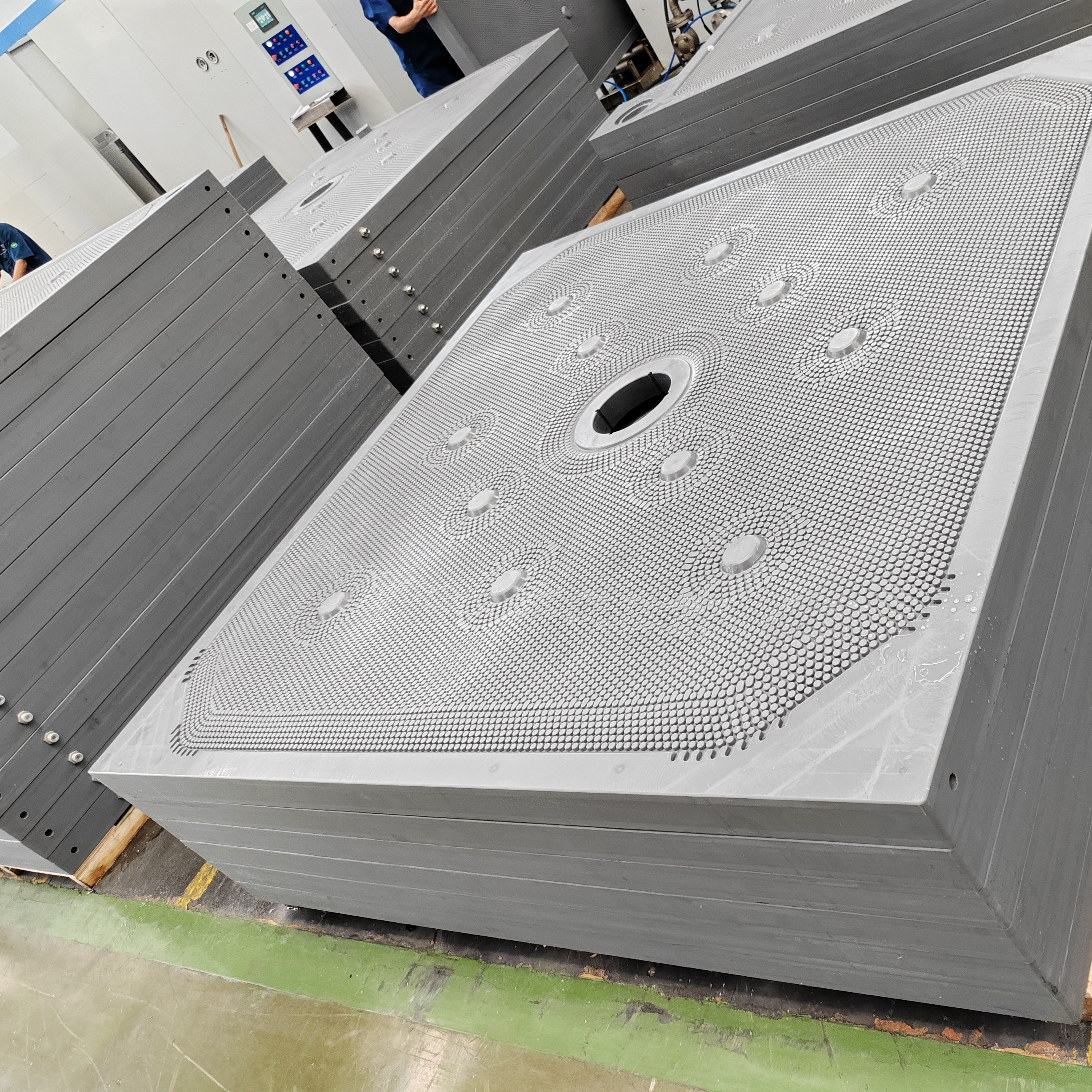 Filter Press Plate Membrane Plate in Combination with Filter Plate Frame China Origin 3D Model Design Capable 470mm to 2000mm