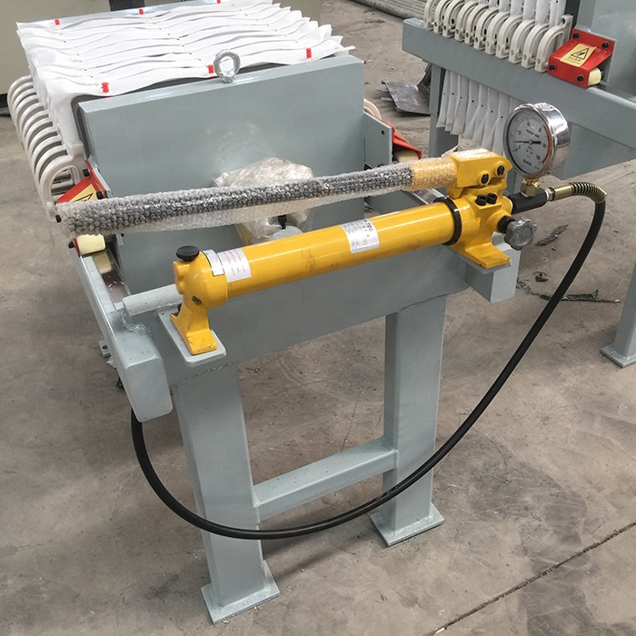 Low Price Manual Hydraulic Plate and Frame Filter Press Machine for Lab Use