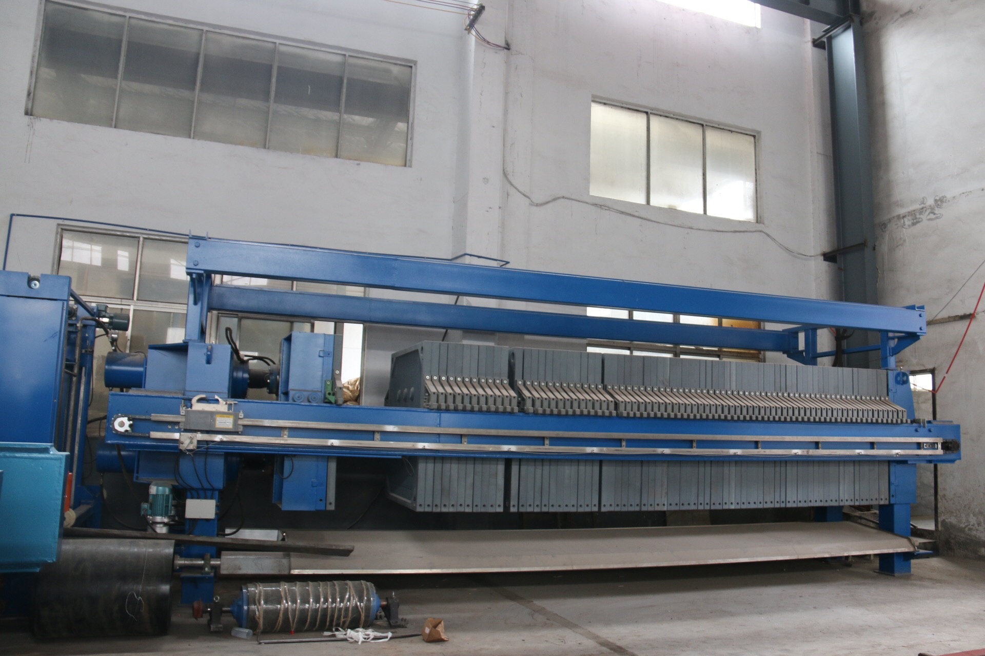 HOT the Automatic Hydraulic Sludge Dewatering Filter Press Machine for Petroleum Industry