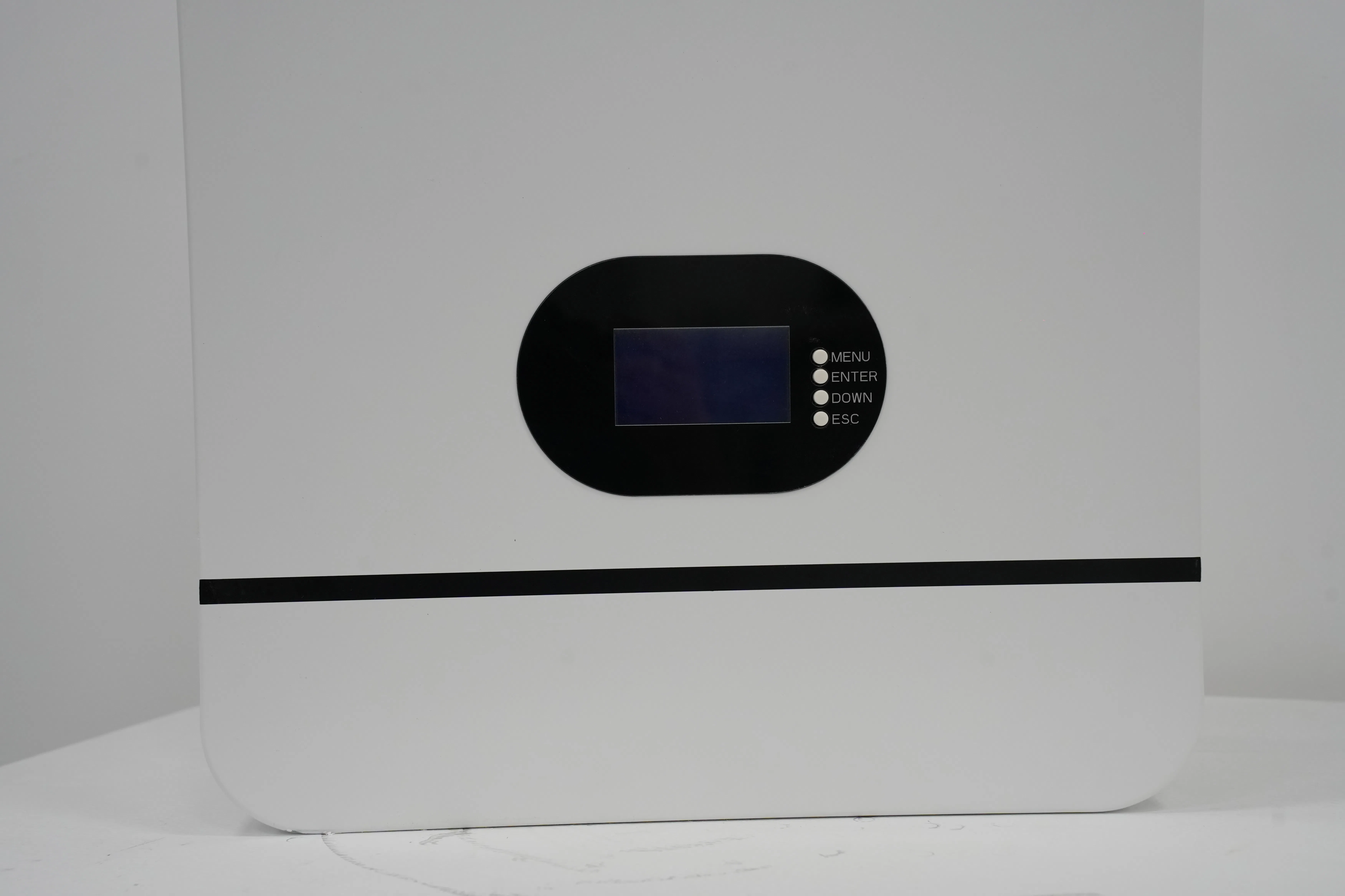 Controlador de máquina integrada de inversor de energía fotovoltaica de almacenamiento de energía híbrido conectado a la red y fuera de la red de alta frecuencia para el hogar 1kw-11kw
