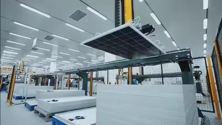 Tier-1 Proveedor Jinko Paneles Solares 590W 580W 570W 560W Módulo Solar PV Monocristalino Precio Mayorista para Hogar