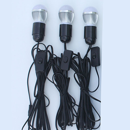 2021 Suministro Directo de Fábrica Kits de Iluminación de Energía Solar Sistemas Generador Solar con 3 Bombillas LED Cargadores de Teléfonos Móviles Soportando Ventilador de CC