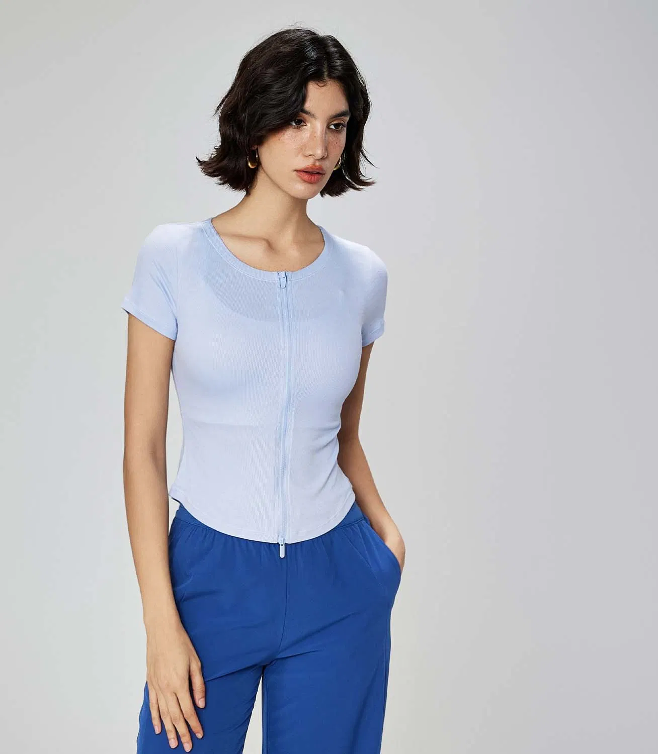 Camiseta Esportiva Slim Fit Feminina com Gola Redonda e Zíper, Roupas de Yoga Casuais, Cintura Slim, Roupas de Treino de Manga Curta para Academia