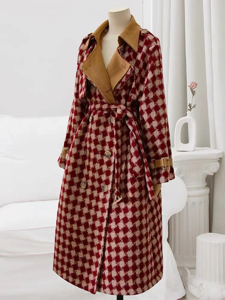 Marca de Moda de Roupas Personalizadas Design de Roupas Femininas para o Natal Casaco Longo Roupas de Inverno Estilo Trendy Preço de Atacado de Alta Qualidade Fábrica Etiqueta Privada Botão