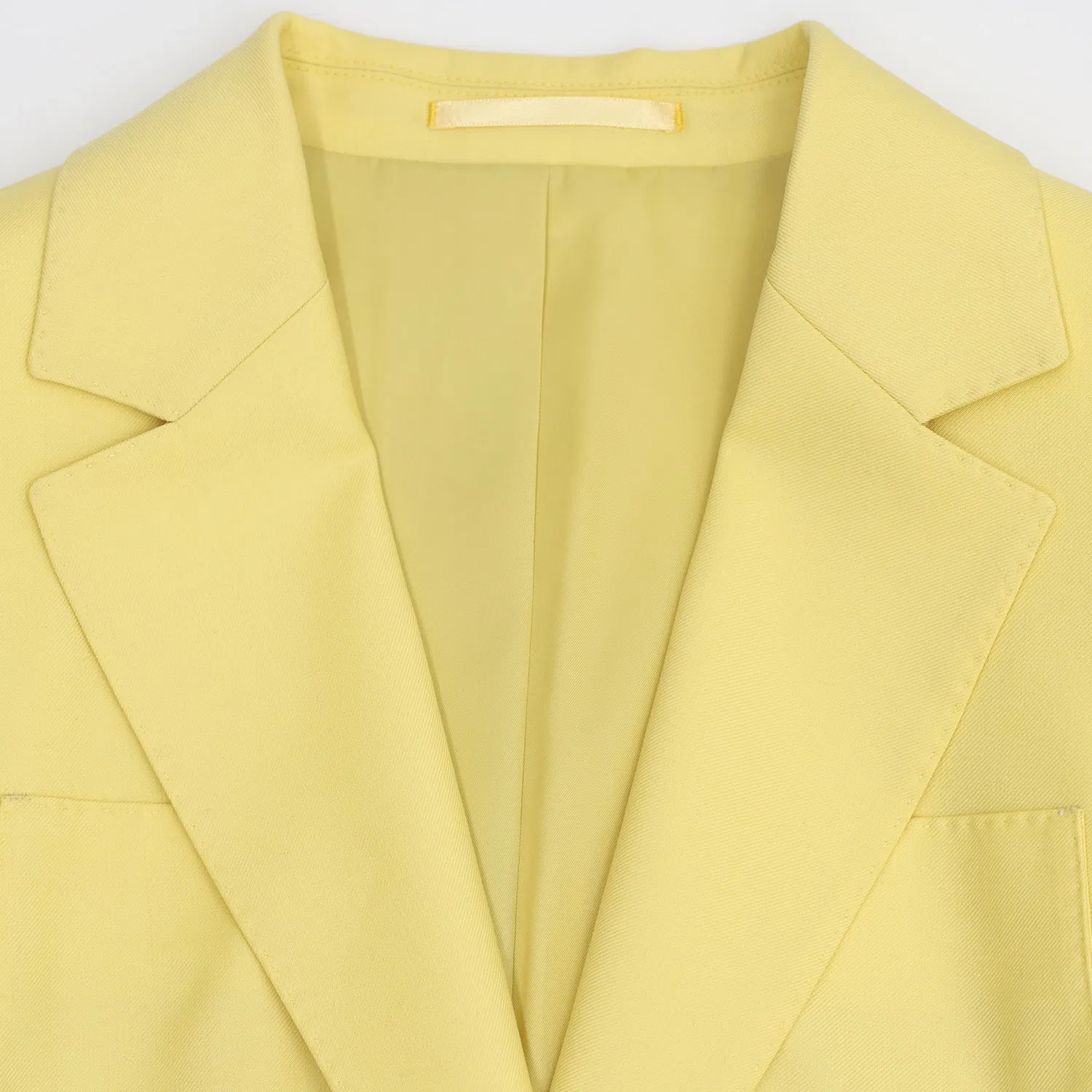 Conjuntos Femininos Modernos de Comprimento Cropped com Padrão Estiloso, Feitos sob Medida para a Moda Corporativa Urbana