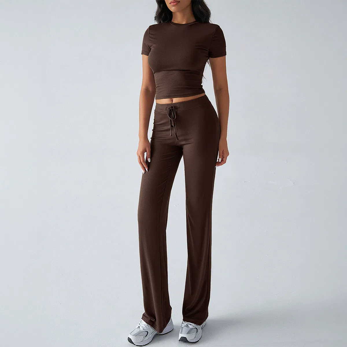 Conjunto de Tops Curtos Casuais Femininos para Lazer Urbano em Cores Sólidas para Primavera Verão, Moda Transfronteiriça para a Europa e Estados Unidos