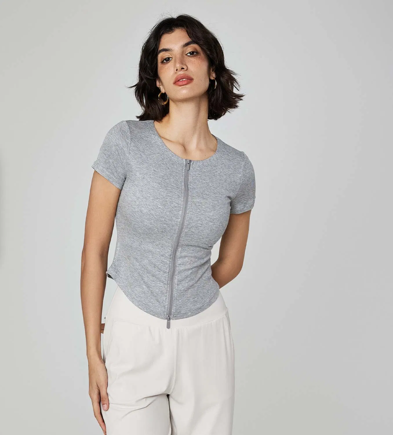 Camiseta Esportiva Slim Fit Feminina com Gola Redonda e Zíper, Roupas de Yoga Casuais, Cintura Slim, Roupas de Treino de Manga Curta para Academia