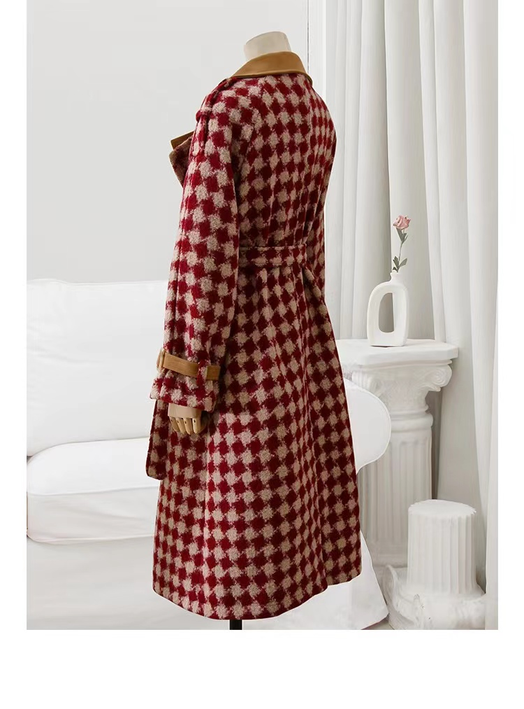 Marca de Moda de Roupas Personalizadas Design de Roupas Femininas para o Natal Casaco Longo Roupas de Inverno Estilo Trendy Preço de Atacado de Alta Qualidade Fábrica Etiqueta Privada Botão