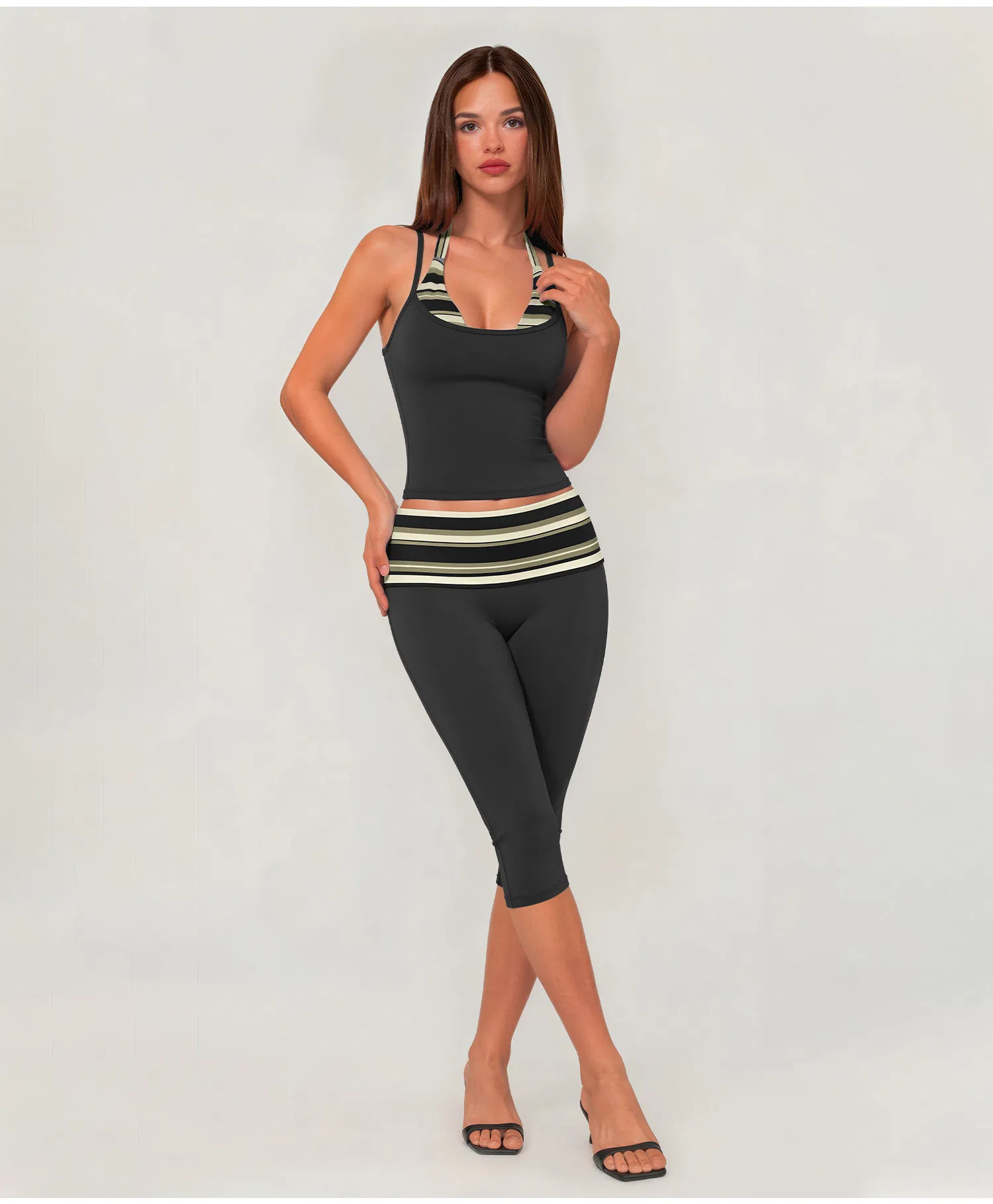 Roupas de Marca Privada para Mulheres: Top Cropped Halter + Calças Capri